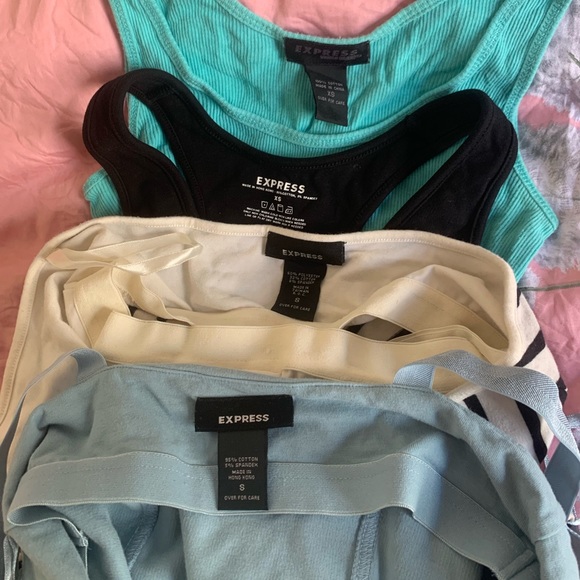 BUNDLE OF TANKS AND CAMIS SIZE XS/S - Picture 2 of 3